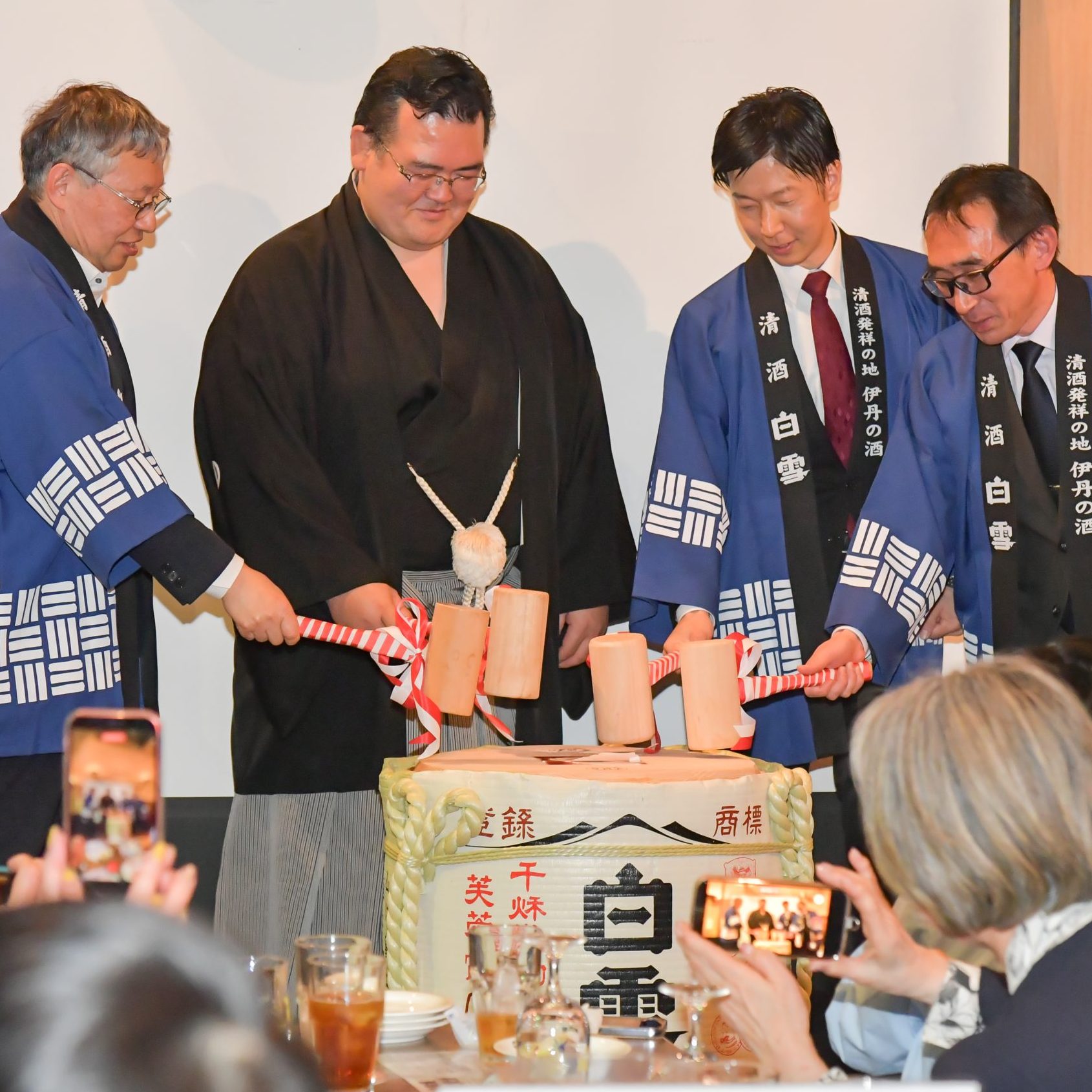 大相撲三月場所 秀ノ山部屋千秋楽祝賀会 お酒を協賛